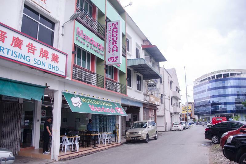 OYO 836 Mandurah Room&Cafe Near Hospital Umum Sarawak Kuching Luaran gambar