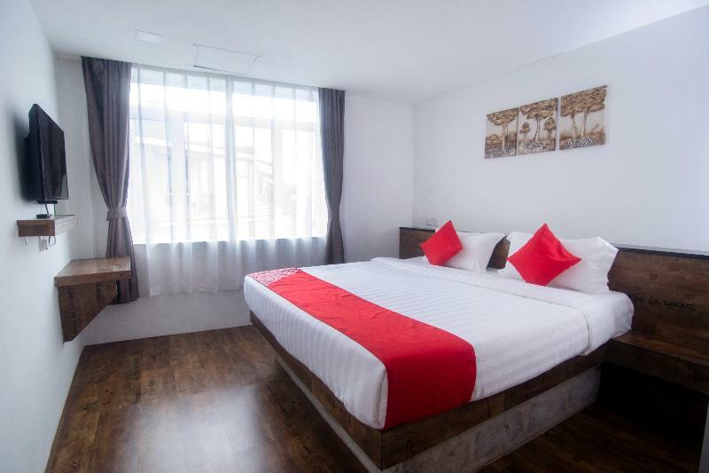 OYO 836 Mandurah Room&Cafe Near Hospital Umum Sarawak Kuching Luaran gambar