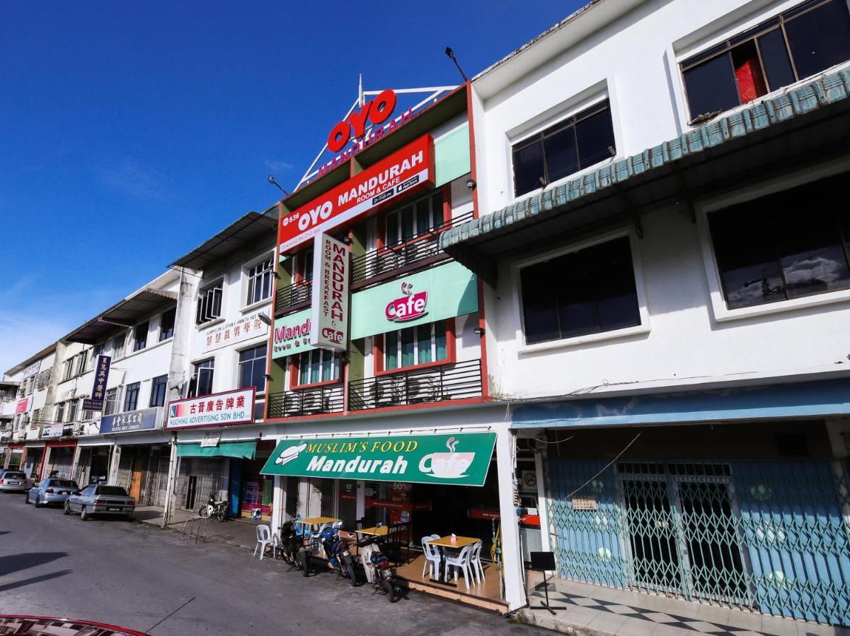 OYO 836 Mandurah Room&Cafe Near Hospital Umum Sarawak Kuching Luaran gambar
